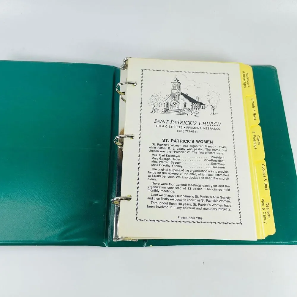 St. Patrick's Catholic Church Cookbook Fremont NE 1989 Ring Binder Cookbook